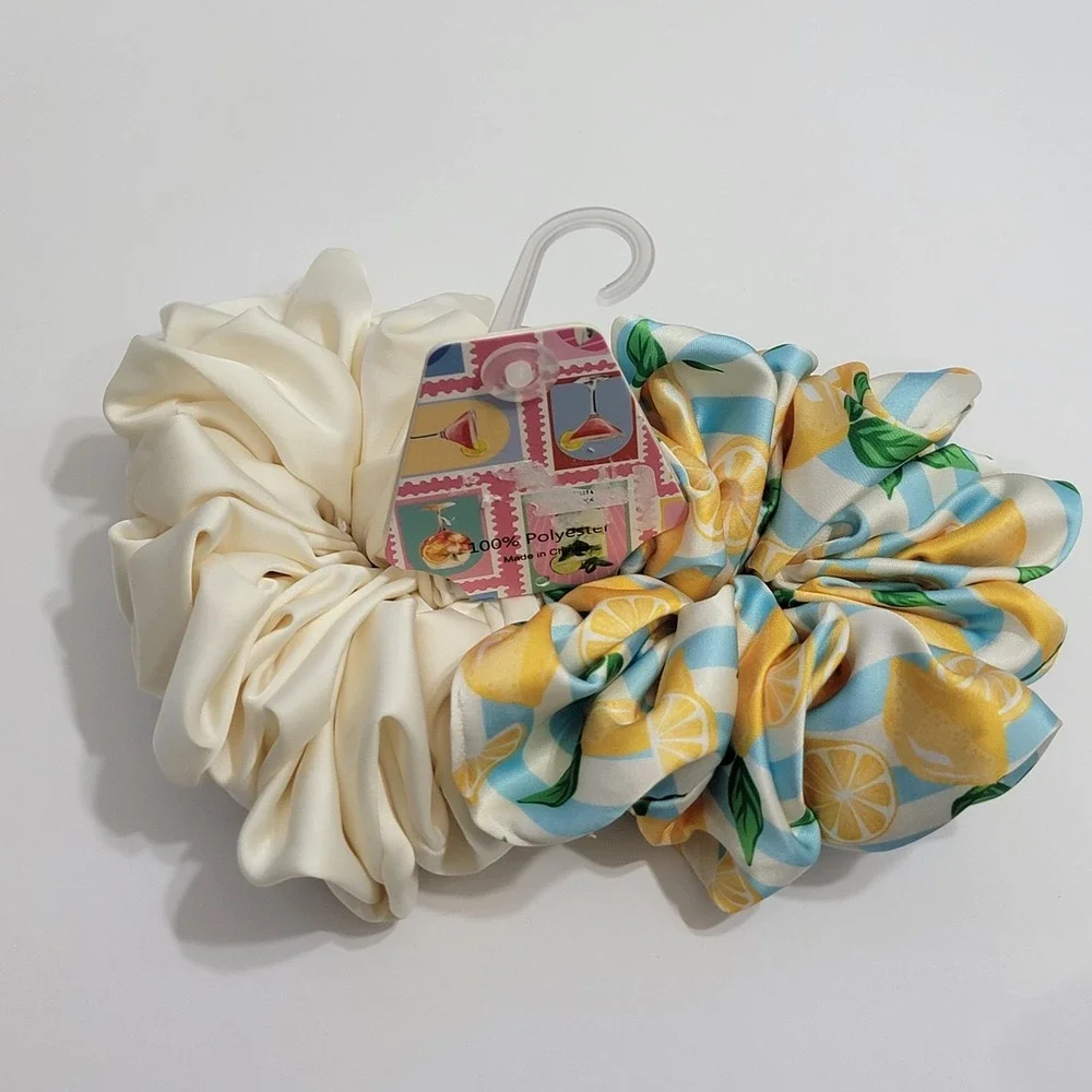 Piper-K‎ Set Of 2 Oversized Scrunches Lemon Striped & Creme Summertime Beach